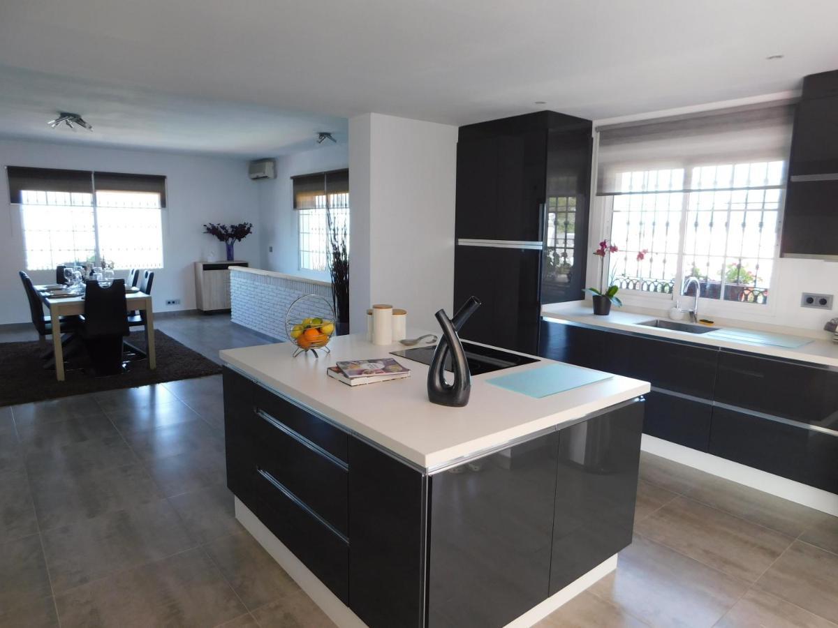 Tess Villa Fleury Alhaurin de la Torre Bagian luar foto
